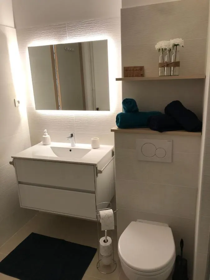 Appartement Maroelvi Menton 0*,  France