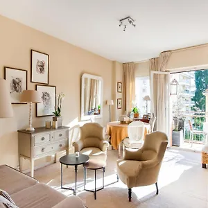  Apartment In With Balcony Terrace
